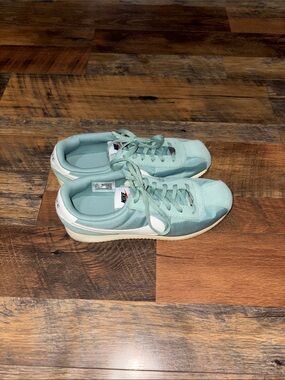 Nike Big Girls' Cortez Lifestyle Running Sneaker